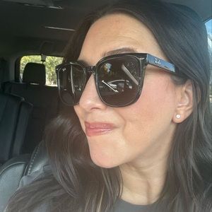 Meet your Posher, Alli